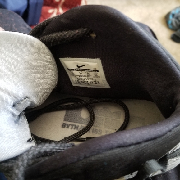 Nike sneakers - Picture 3 of 4